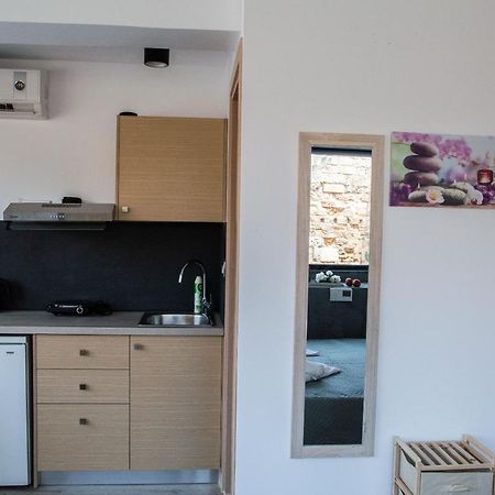 Kastren Rooms Chrissi Akti Chania Exterior foto